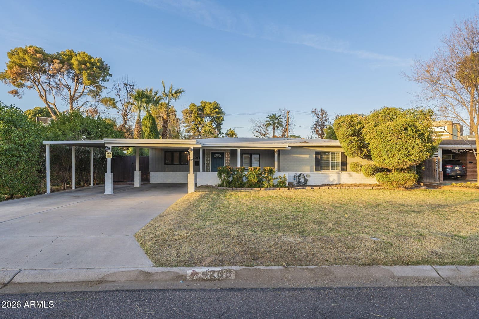 4208 E WILSHIRE Drive, Phoenix, AZ 85008 — photo 2 of 59