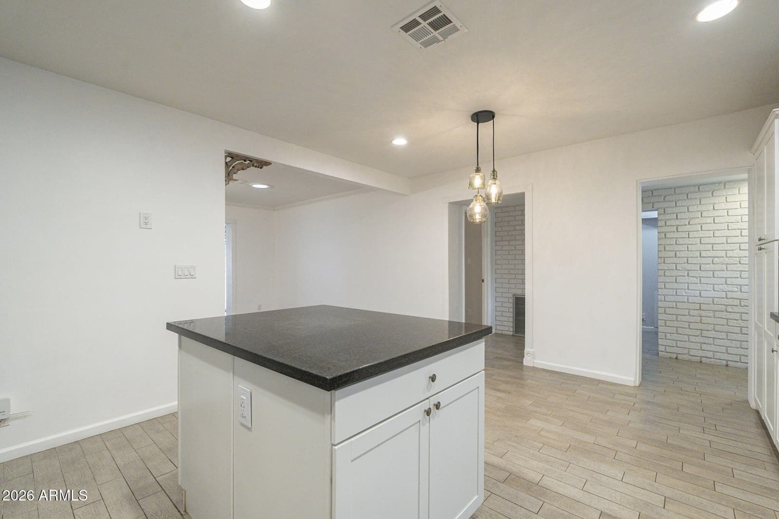4208 E WILSHIRE Drive, Phoenix, AZ 85008 — photo 12 of 59