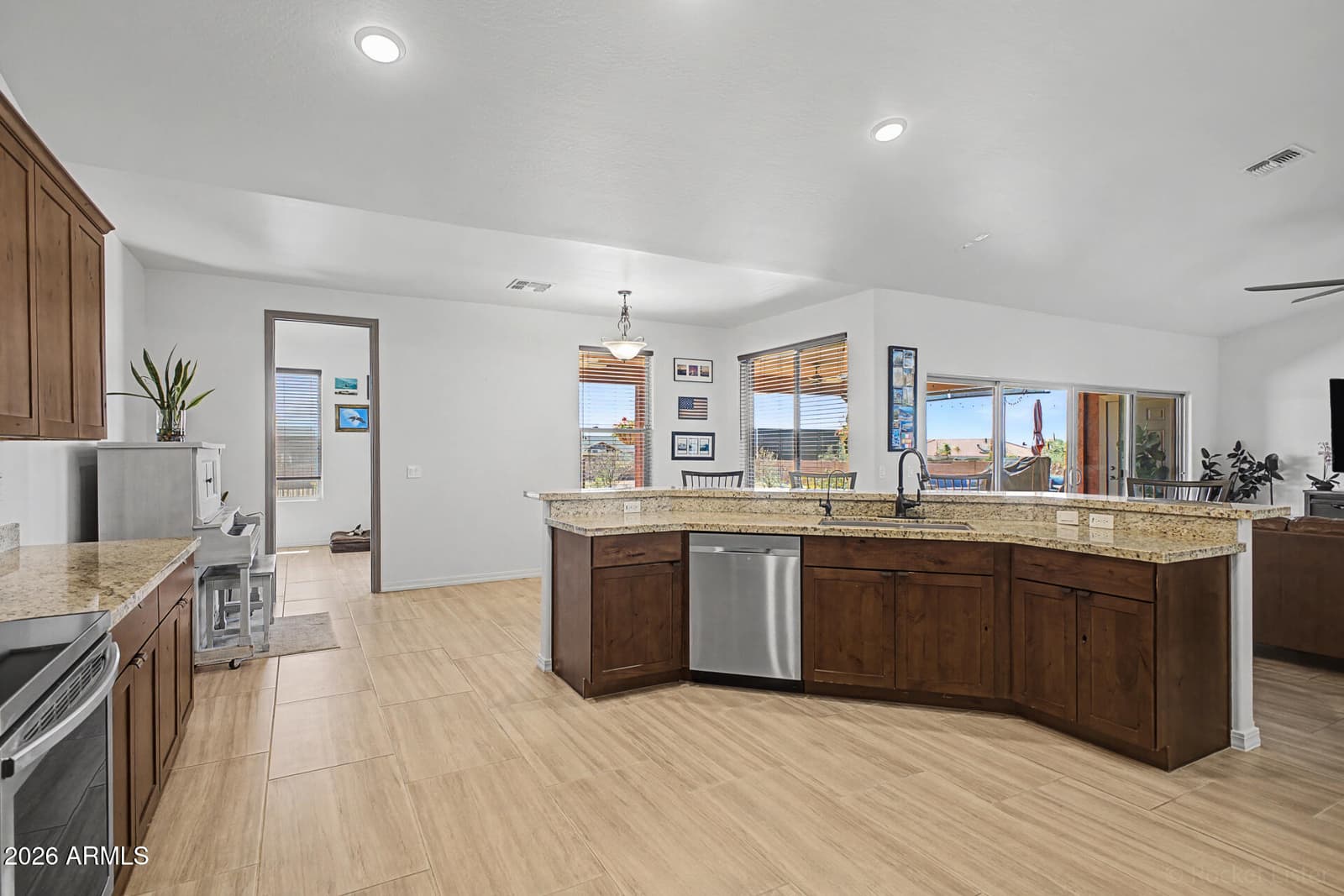 5107 E 14TH Avenue, Apache Junction, AZ 85119 — photo 16 of 61
