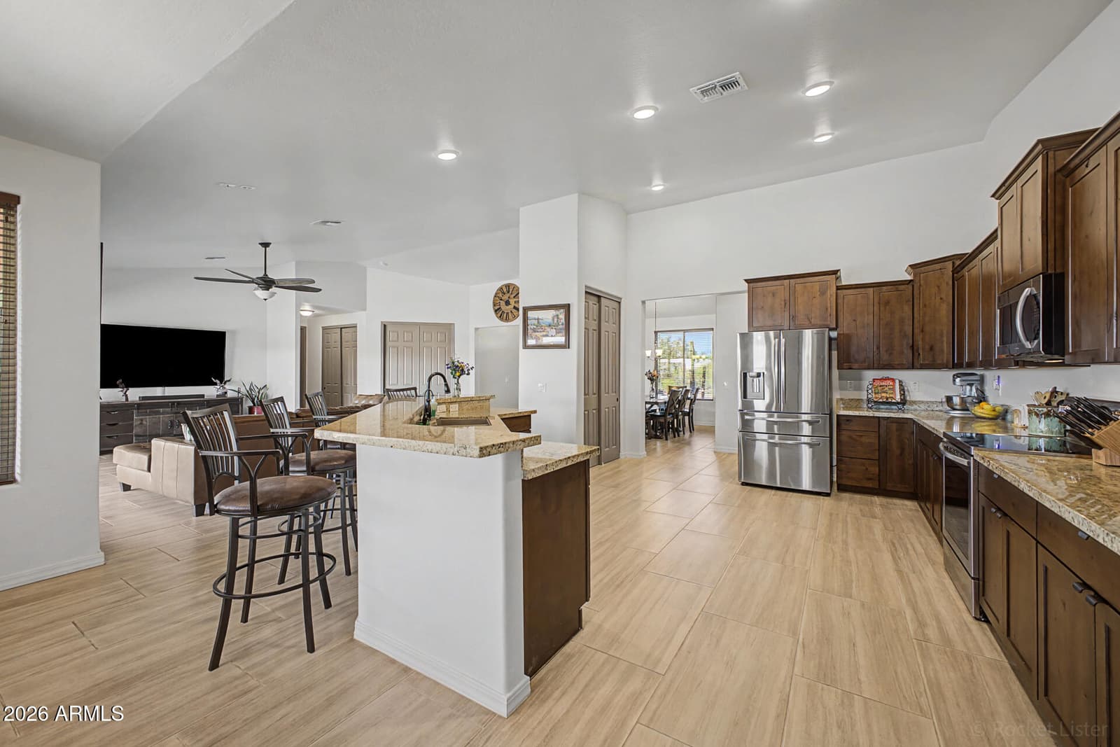 5107 E 14TH Avenue, Apache Junction, AZ 85119 — photo 17 of 61