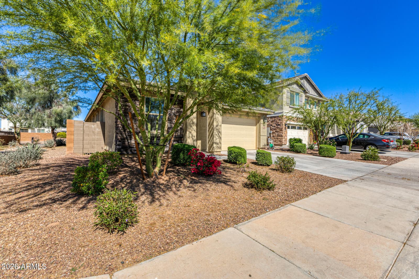 Avondale, AZ, 85323 — photo 2 of 32