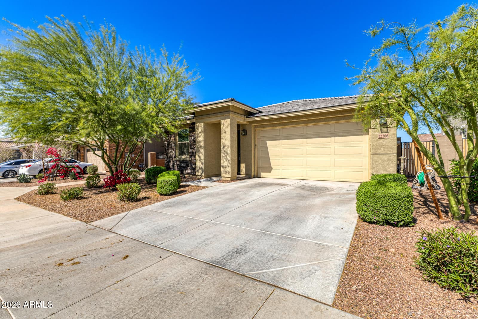 Avondale, AZ, 85323 — photo 3 of 32