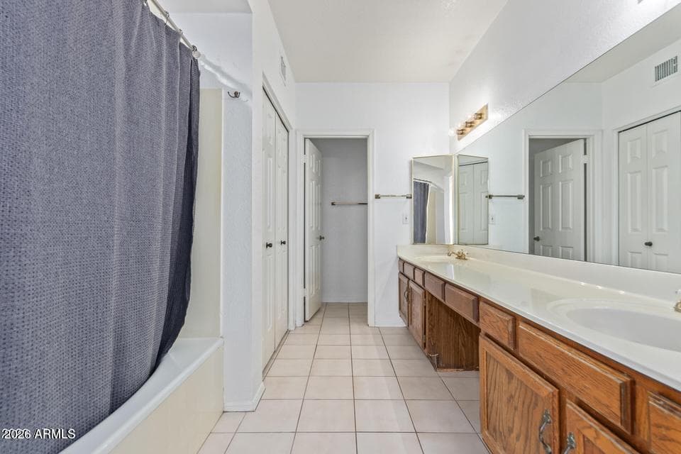 2671 N TAMARISK Street, Chandler, AZ 85224 — photo 10 of 23