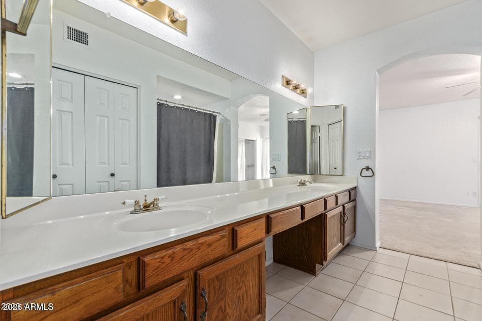 2671 N TAMARISK Street, Chandler, AZ 85224 — photo 11 of 23