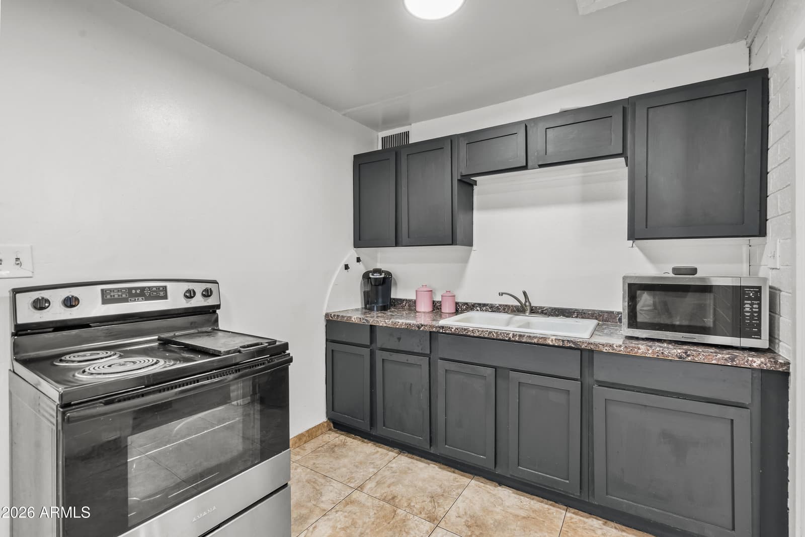 920 N COOLIDGE Avenue, Casa Grande, AZ 85122 — photo 4 of 15