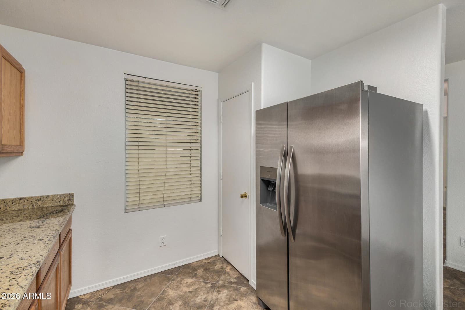 1183 W ROSAL Avenue, Apache Junction, AZ 85120 — photo 9 of 23