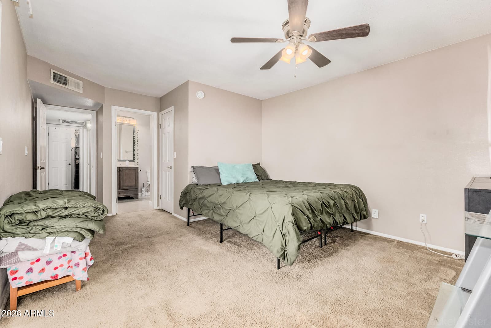 2511 W WILLOW Avenue, Phoenix, AZ 85029 — photo 10 of 27