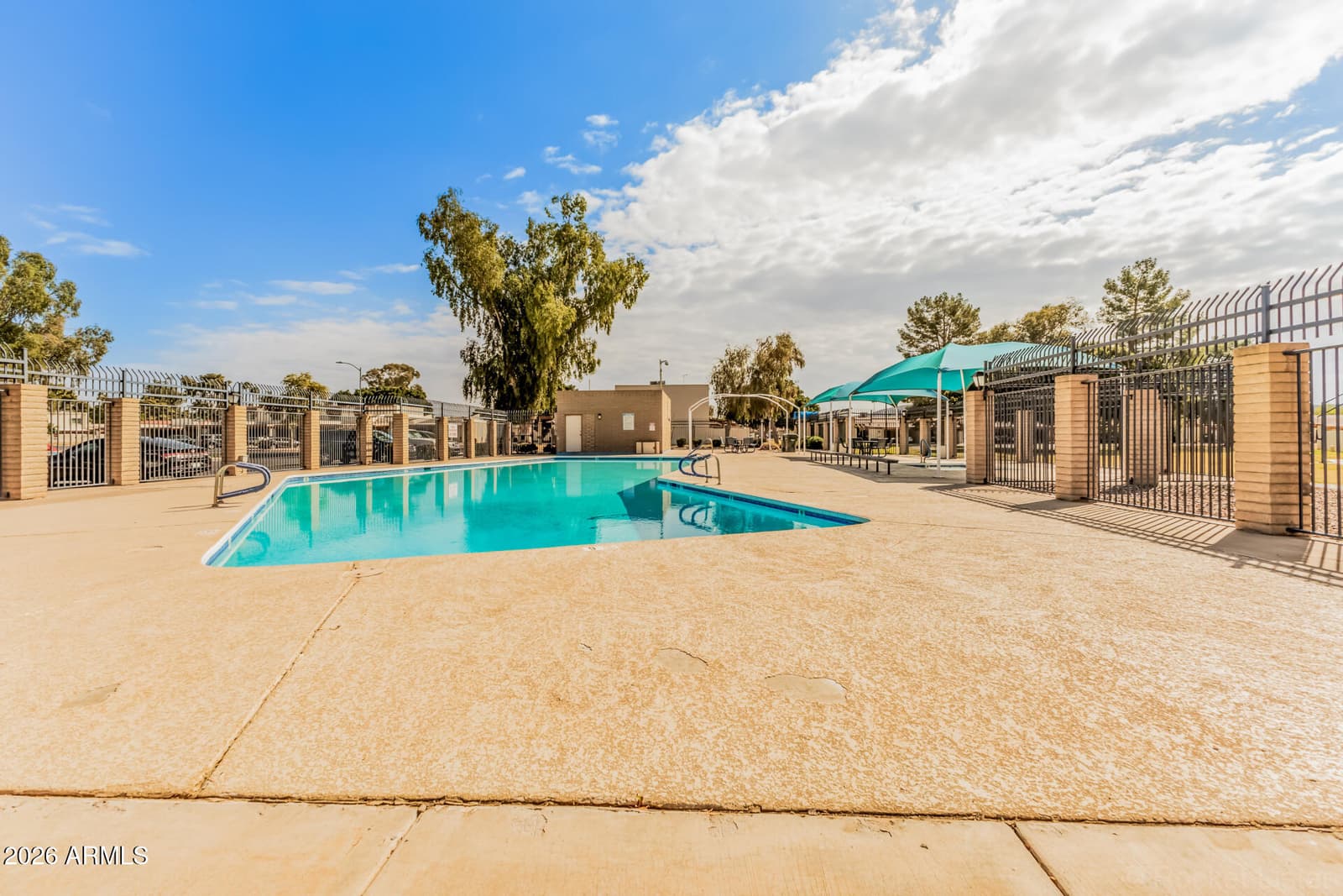 2511 W WILLOW Avenue, Phoenix, AZ 85029 — photo 26 of 27
