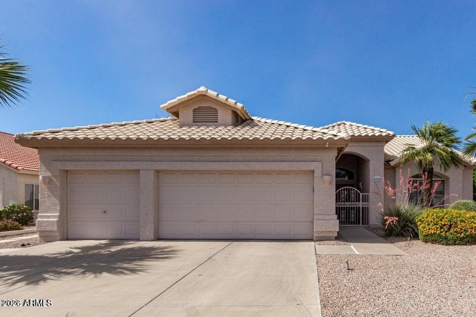 480 W CHERRYWOOD Drive, Chandler, AZ 85248 — photo 6 of 40
