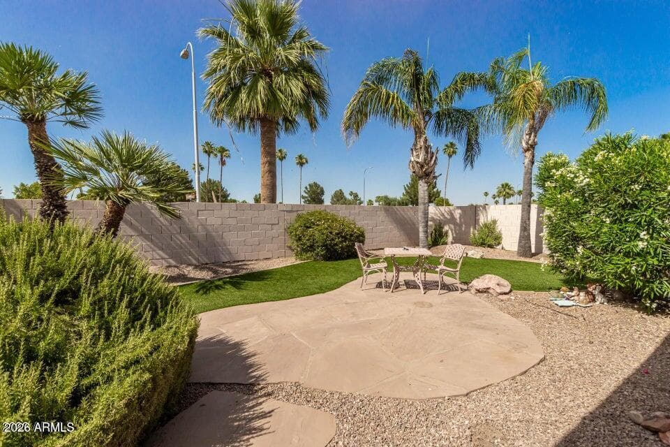 480 W CHERRYWOOD Drive, Chandler, AZ 85248 — photo 4 of 40