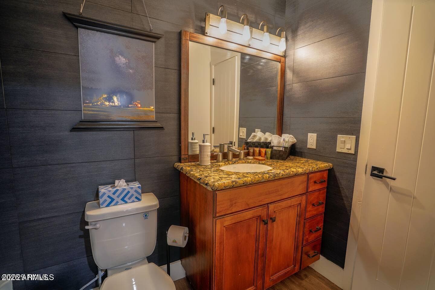17810 S WALAPAI Road 72, Munds Park, AZ 86017 — photo 10 of 31