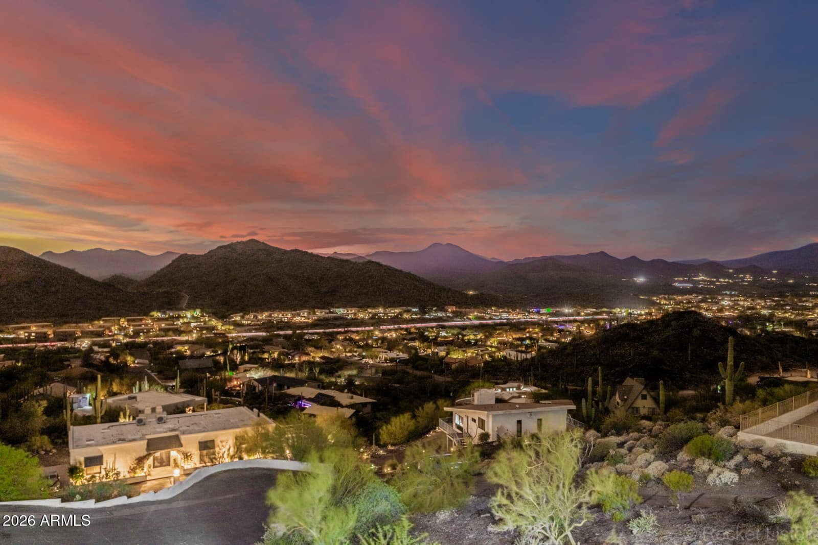 6111 E VICTORIA Drive, Cave Creek, AZ 85331 — photo 8 of 48