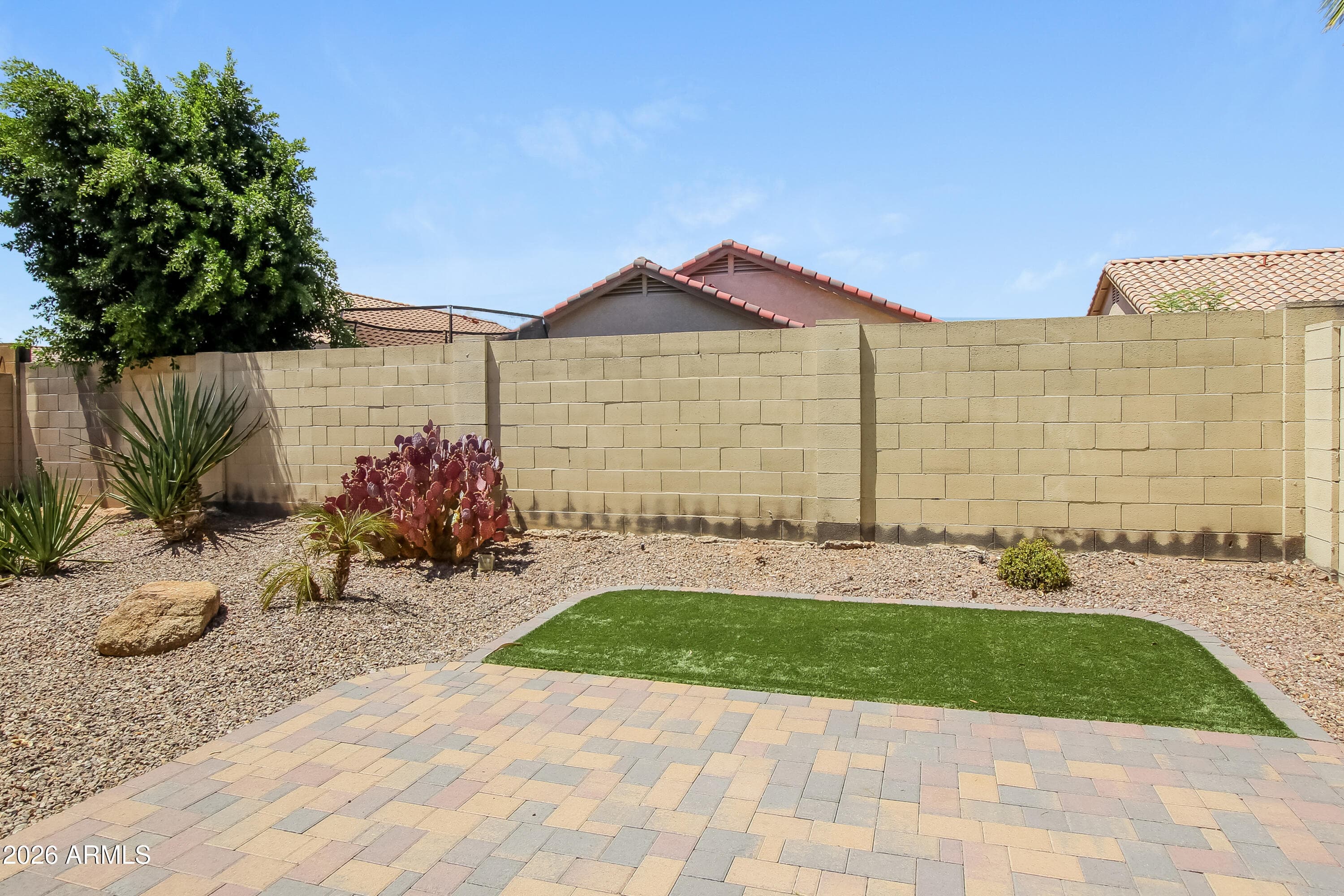 13496 W CANYON CREEK Drive, Surprise, AZ 85374 — photo 7 of 15