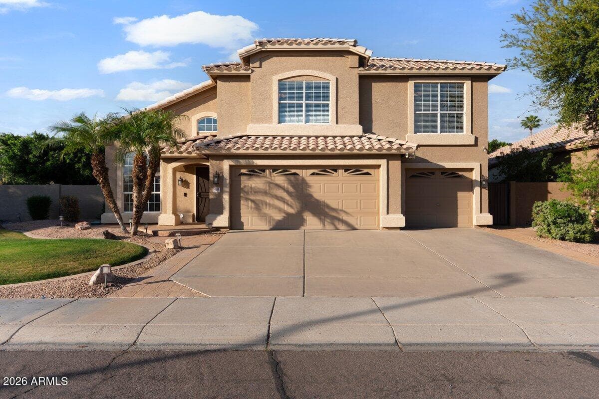 4658 E KELLY Drive, Gilbert, AZ 85234 — photo 1 of 39