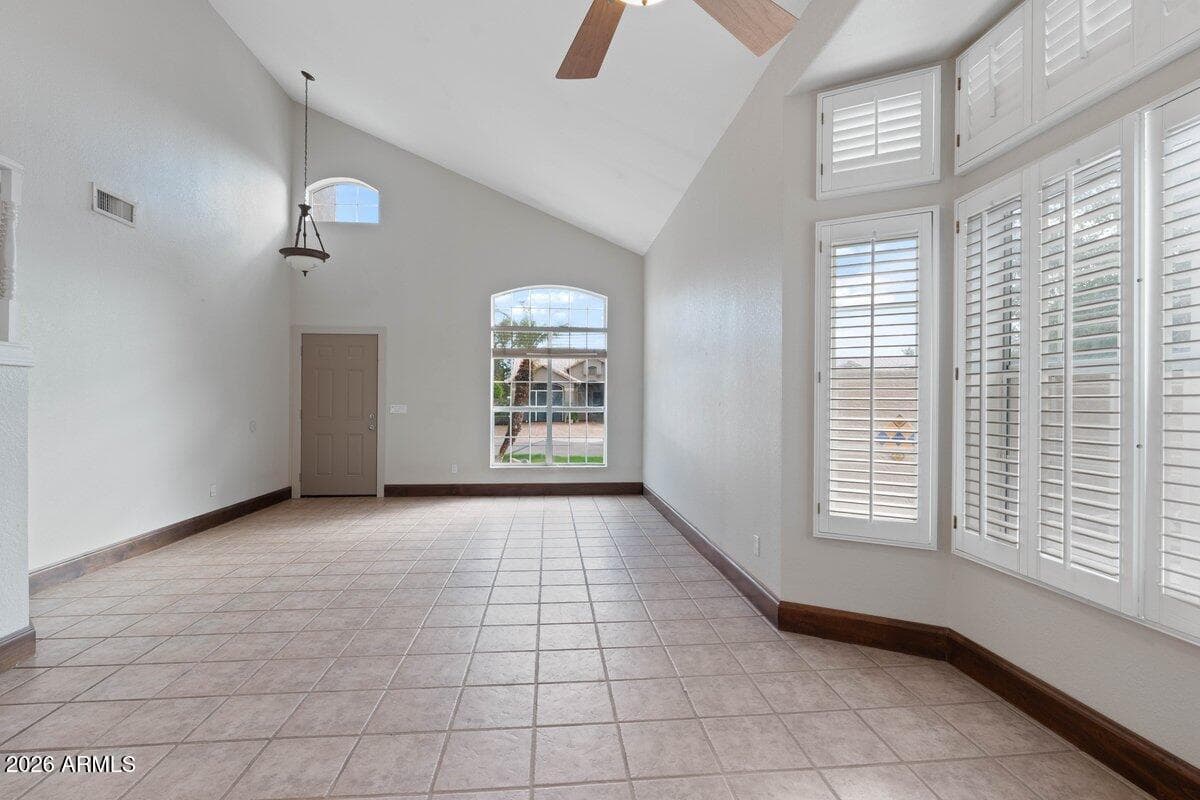 4658 E KELLY Drive, Gilbert, AZ 85234 — photo 9 of 39