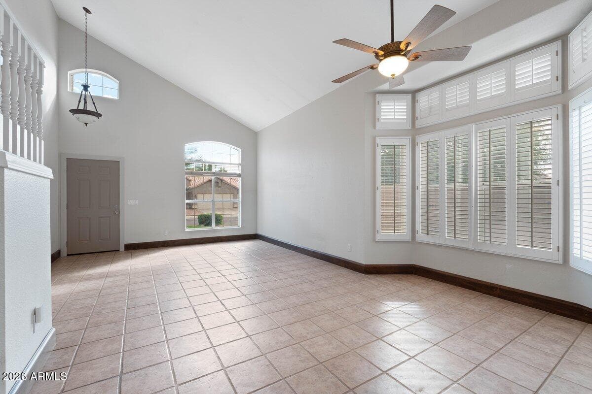 4658 E KELLY Drive, Gilbert, AZ 85234 — photo 11 of 39