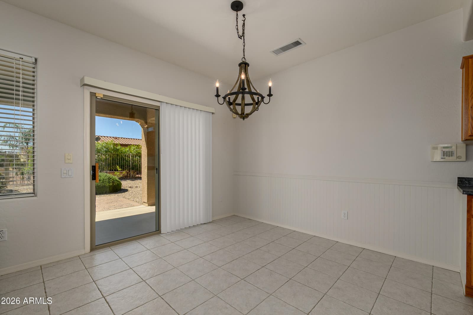 16765 W ASPEN VIEW Drive, Surprise, AZ 85387 — photo 9 of 31