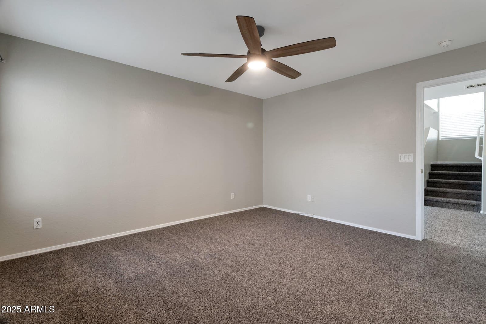 11218 W GLENROSA Avenue, Phoenix, AZ 85037 — photo 6 of 23