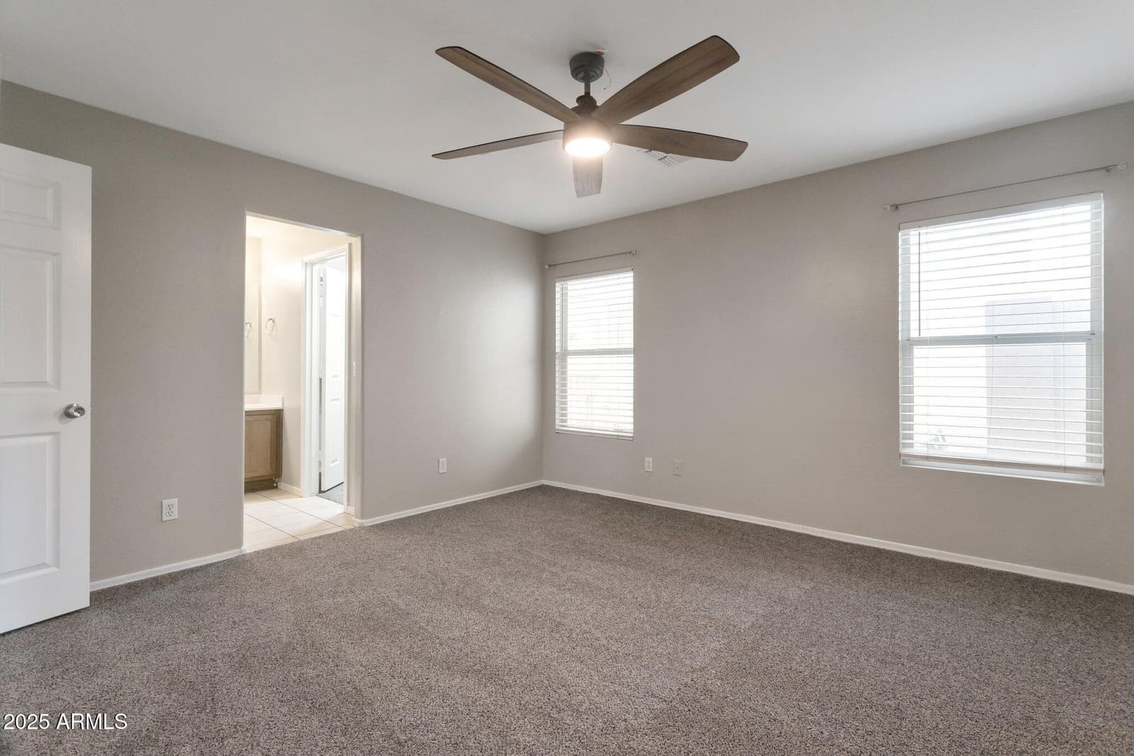 11218 W GLENROSA Avenue, Phoenix, AZ 85037 — photo 7 of 23