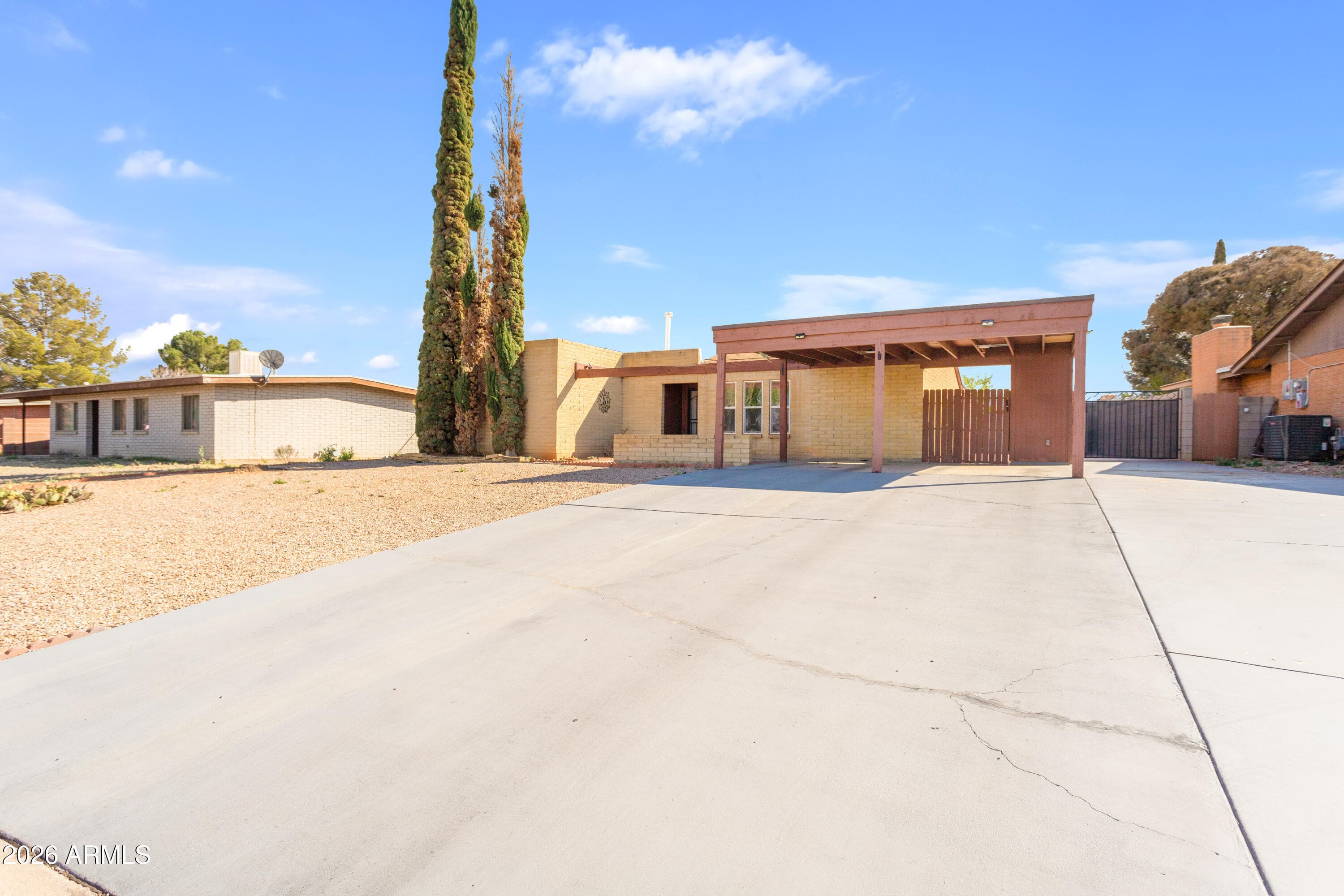 4850 E FOOTHILLS Drive, Sierra Vista, AZ 85635 — photo 2 of 29