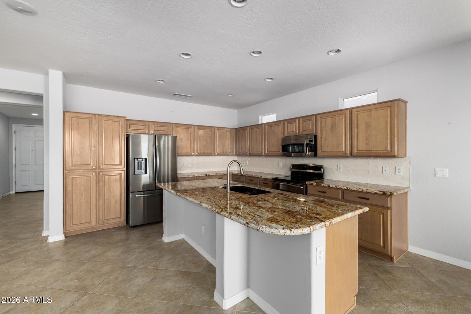 19437 N 110TH Avenue, Peoria, AZ 85373 — photo 11 of 32
