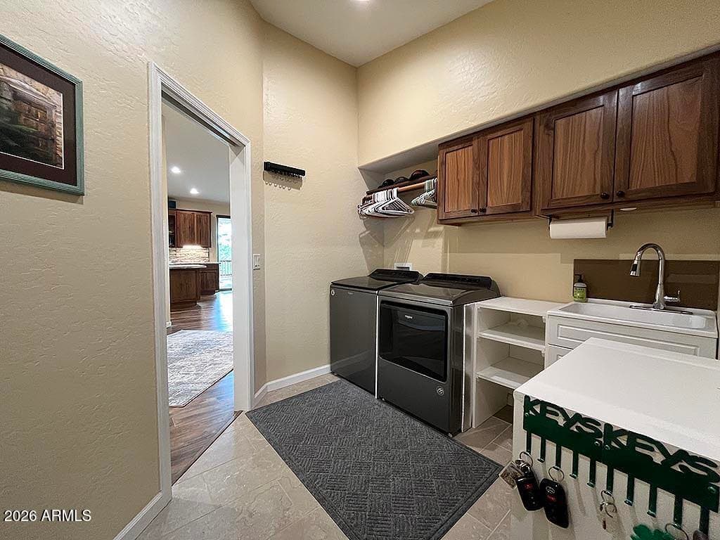 1300 W SIERRA BUENA Court, Show Low, AZ 85901 — photo 41 of 73