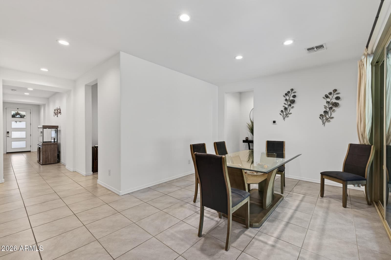 7528 W ODEUM Lane, Phoenix, AZ 85043 — photo 14 of 47