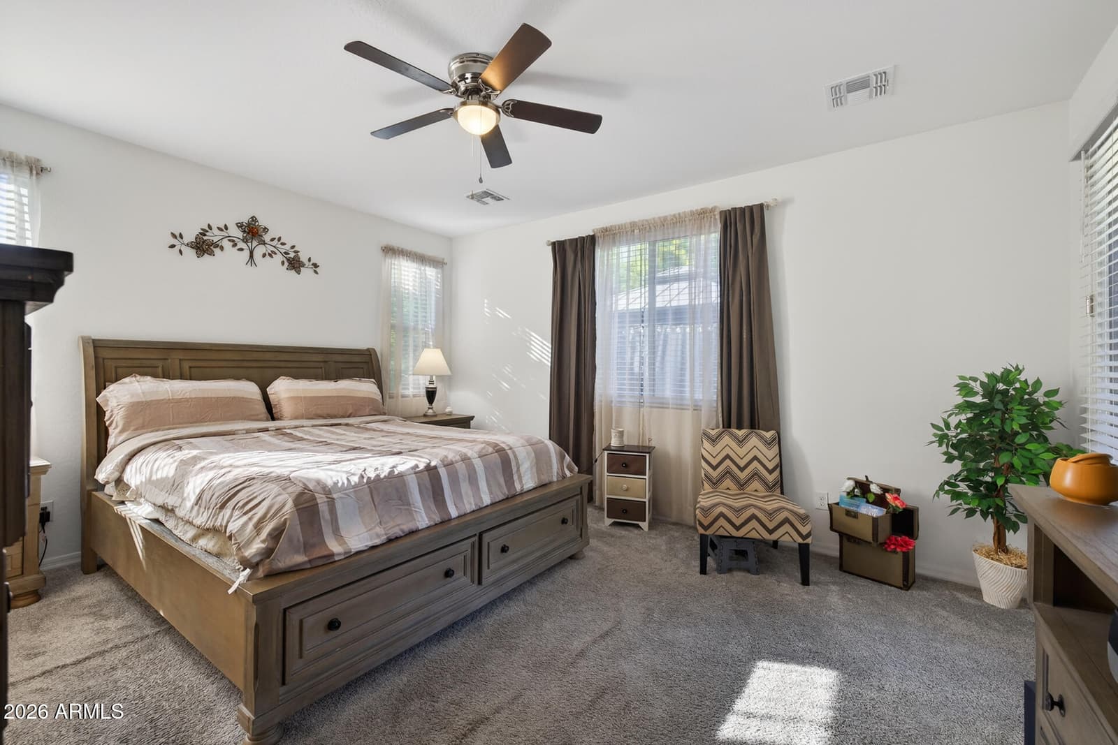 7528 W ODEUM Lane, Phoenix, AZ 85043 — photo 17 of 47