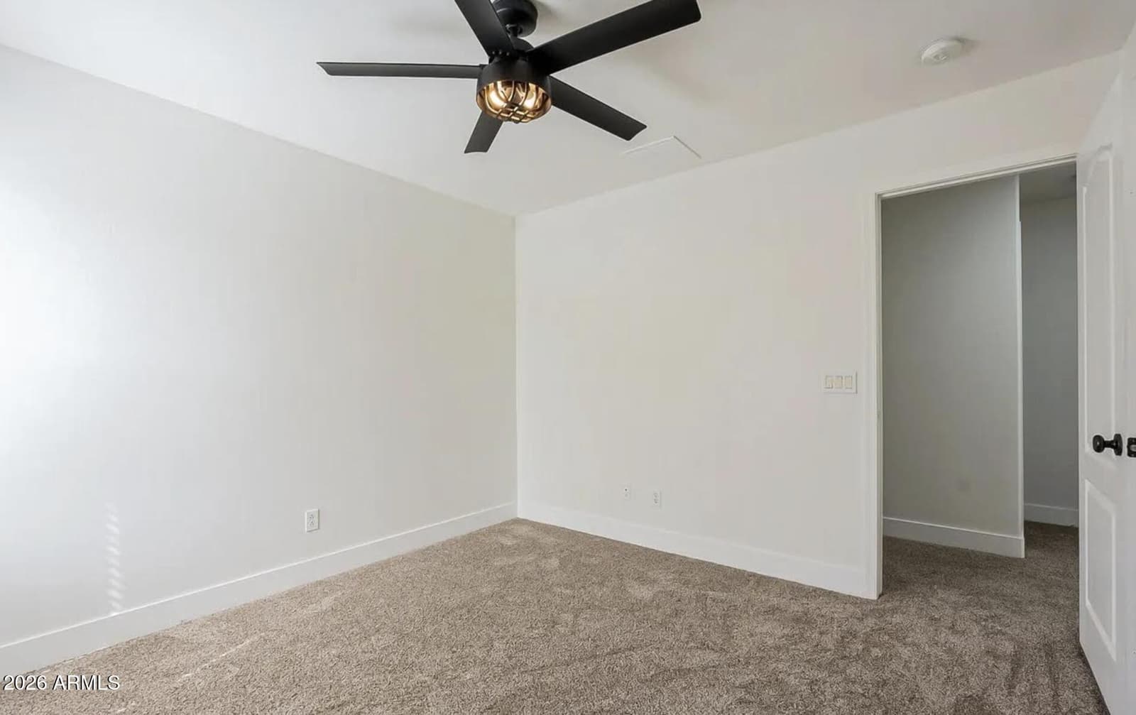 5430 S 23RD Way, Phoenix, AZ 85040 — photo 8 of 24
