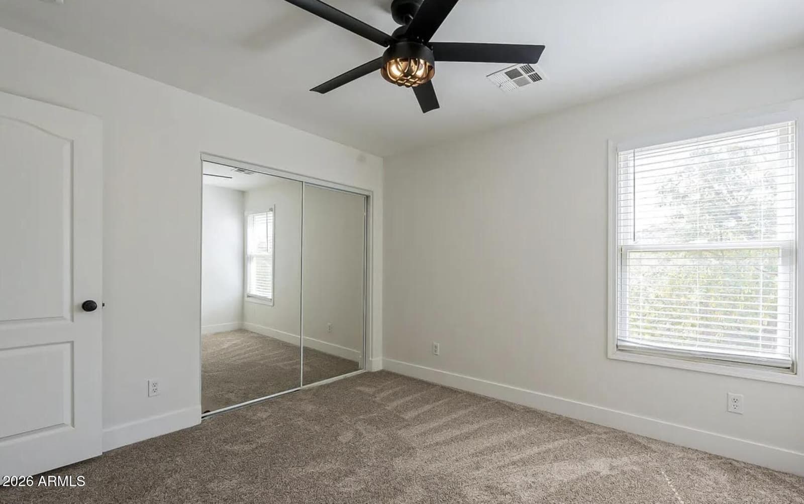 5430 S 23RD Way, Phoenix, AZ 85040 — photo 9 of 24