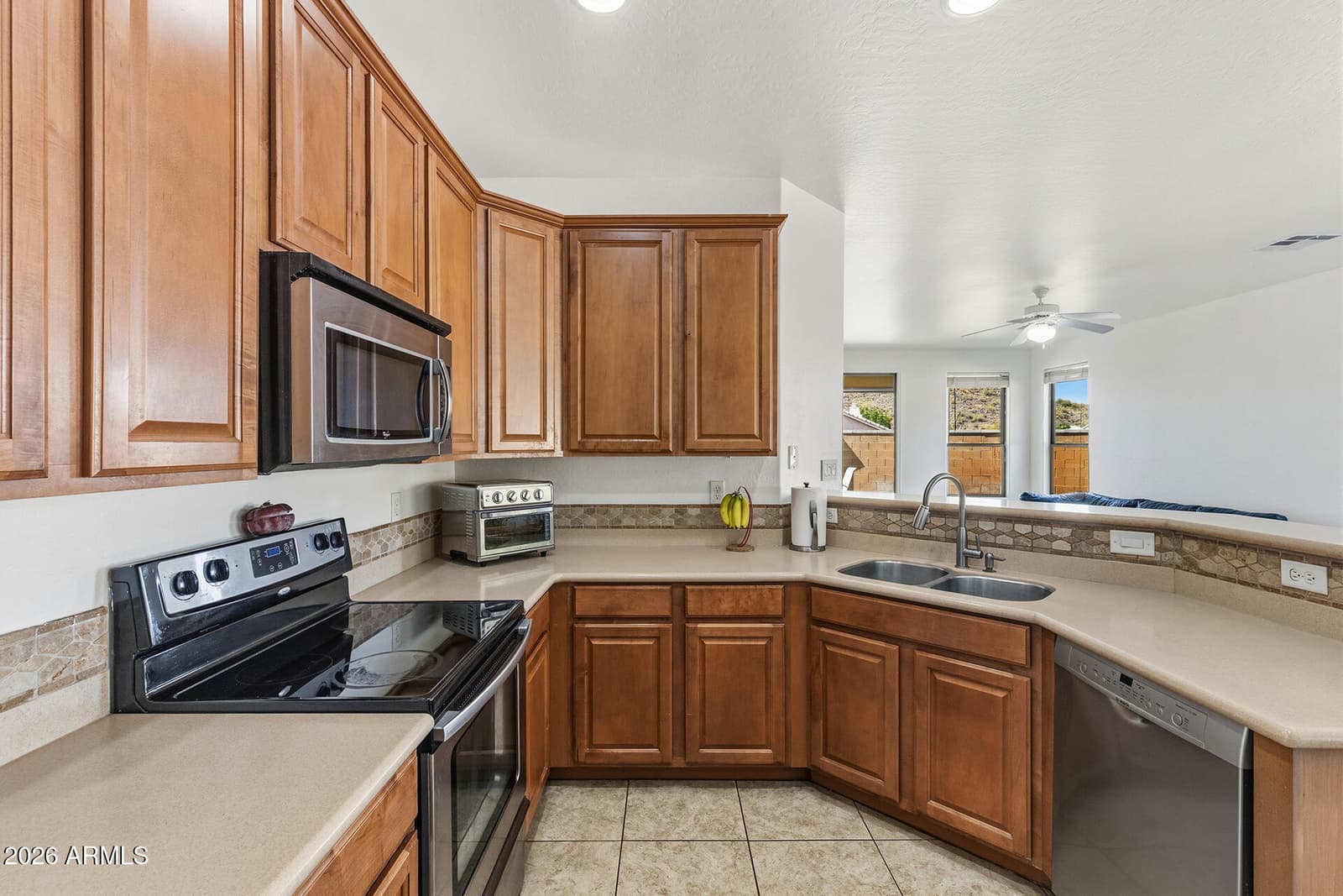 24420 N 60TH Lane, Glendale, AZ 85310 — photo 4 of 64