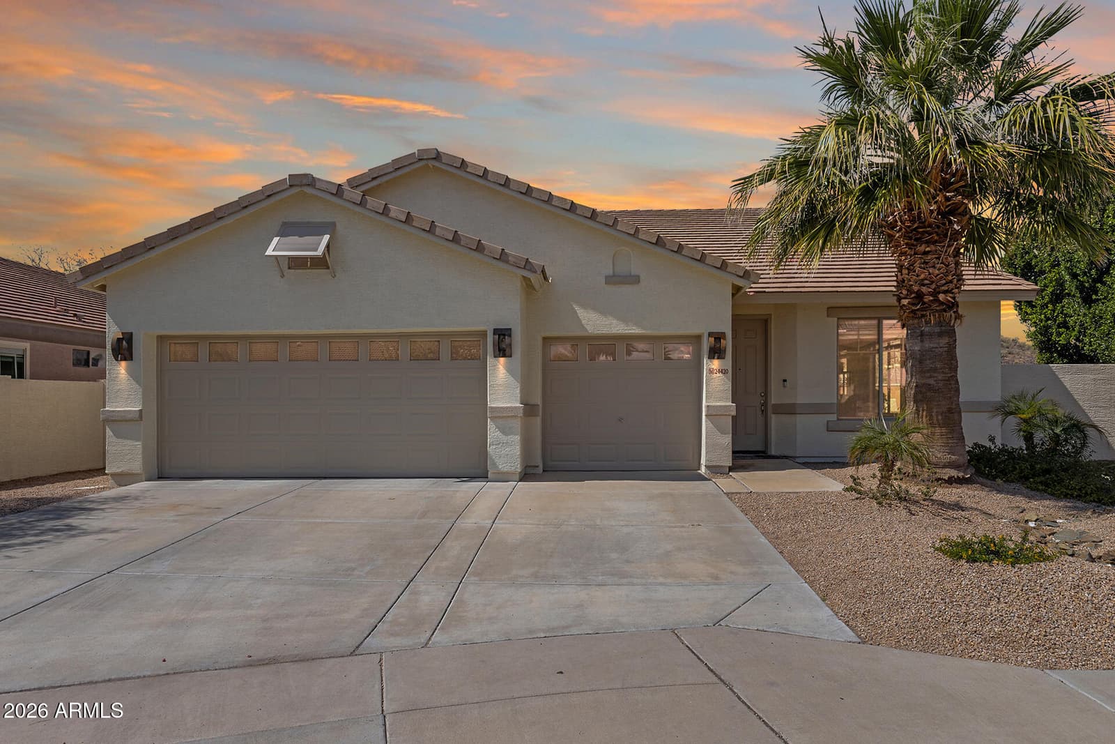 24420 N 60TH Lane, Glendale, AZ 85310 — photo 6 of 64