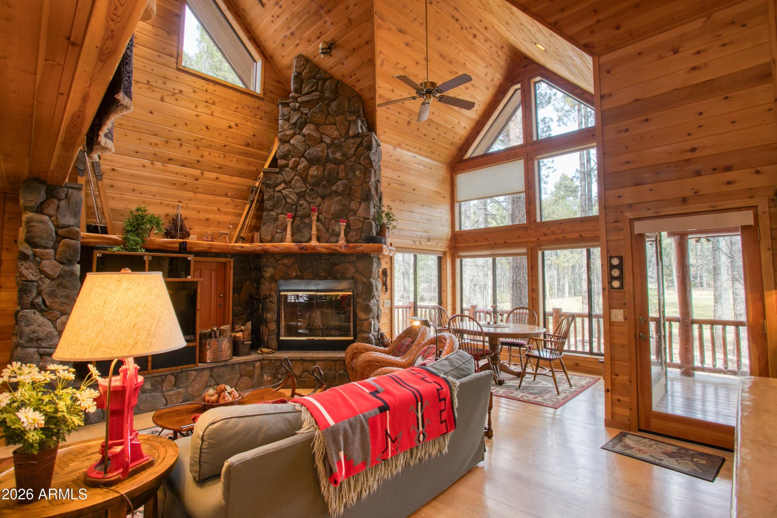 2912 Woodpecker Lane, Pinetop, AZ 85935 — photo 5 of 54