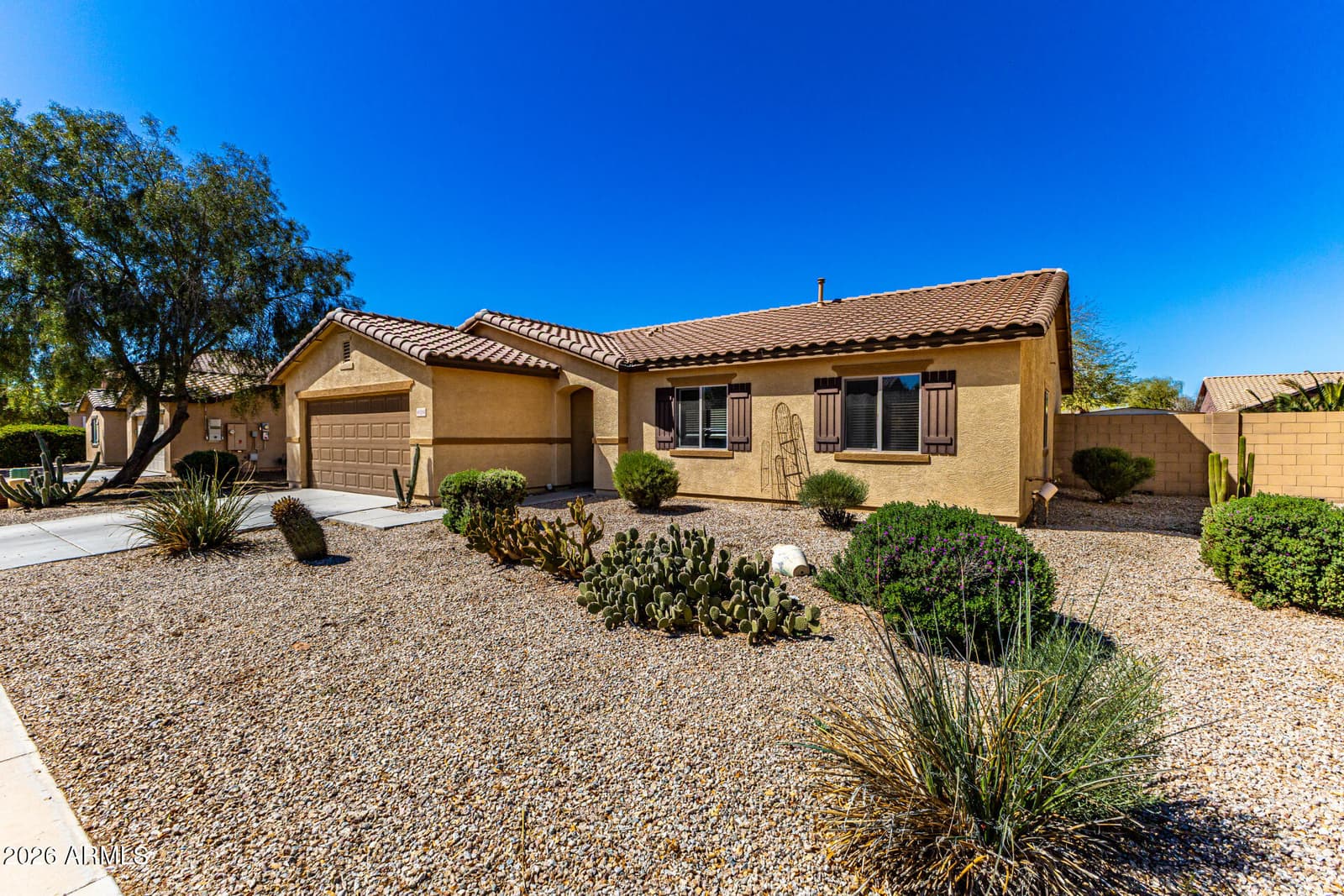 40264 W LOCOCO Street, Maricopa, AZ 85138 — photo 2 of 29