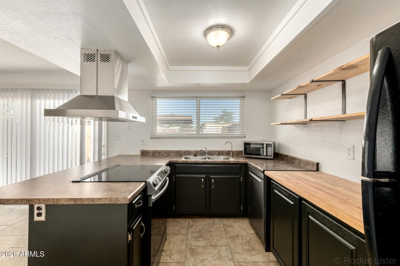 3109 W Harmont Drive, Phoenix, AZ 85051 — photo 11 of 31