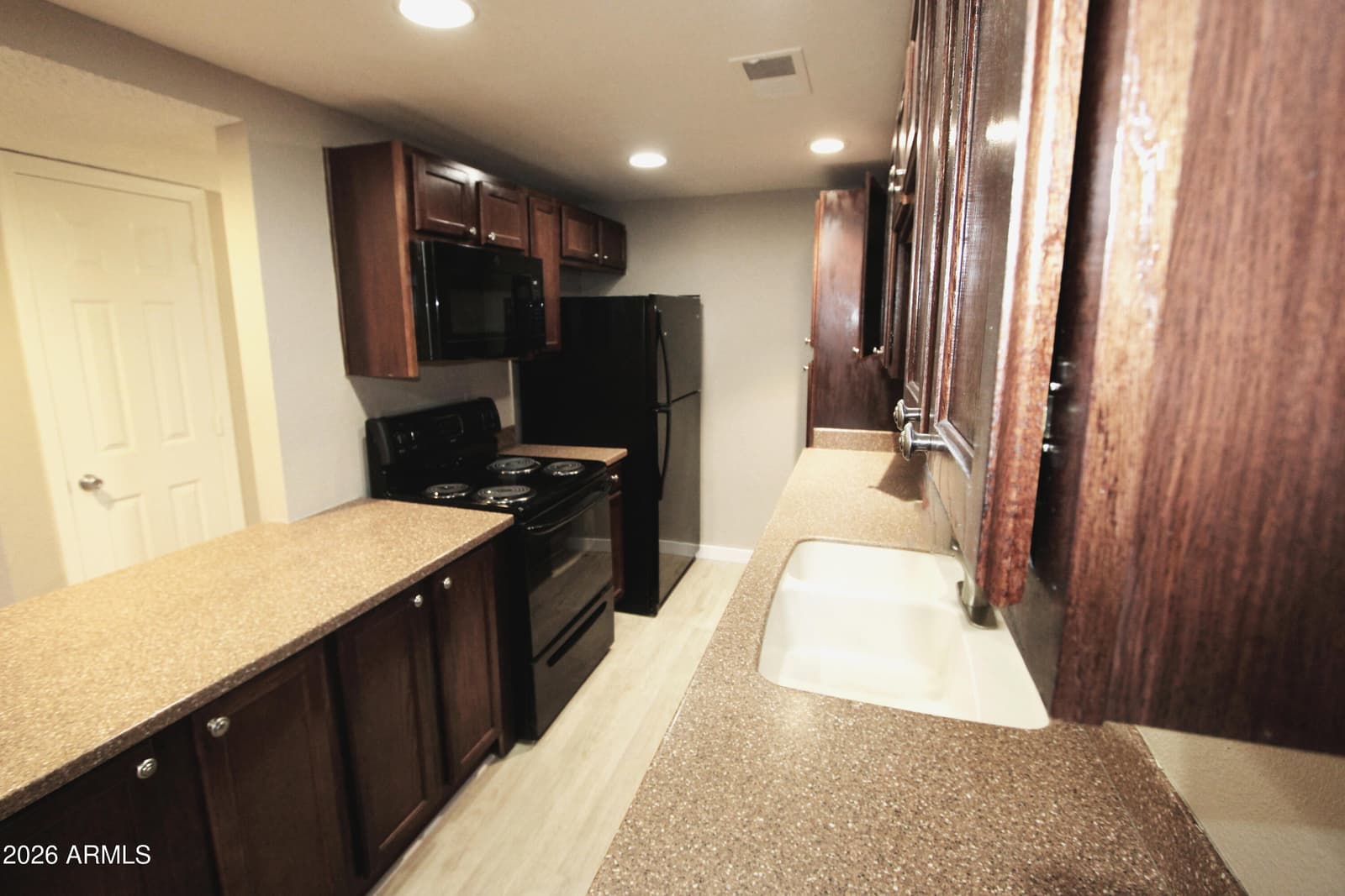 424 W BROWN Road 105, Mesa, AZ 85201 — photo 7 of 29