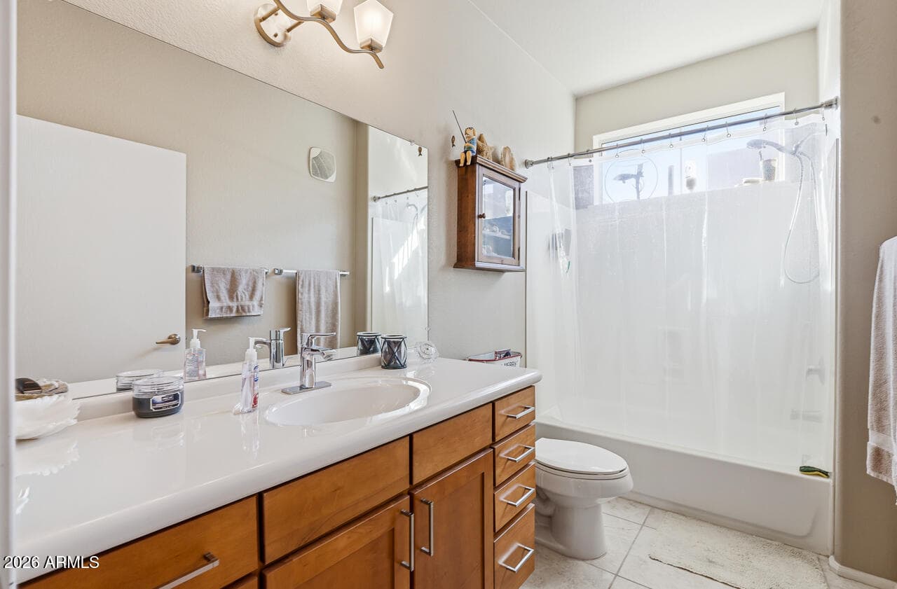 6745 N 93RD Avenue 1124, Glendale, AZ 85305 — photo 11 of 30