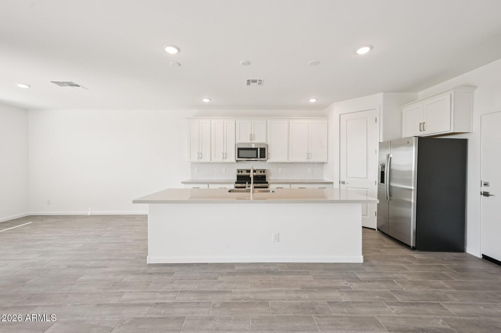 18247 W CAMINO DE ORO, Surprise, AZ 85387 — photo 9 of 54