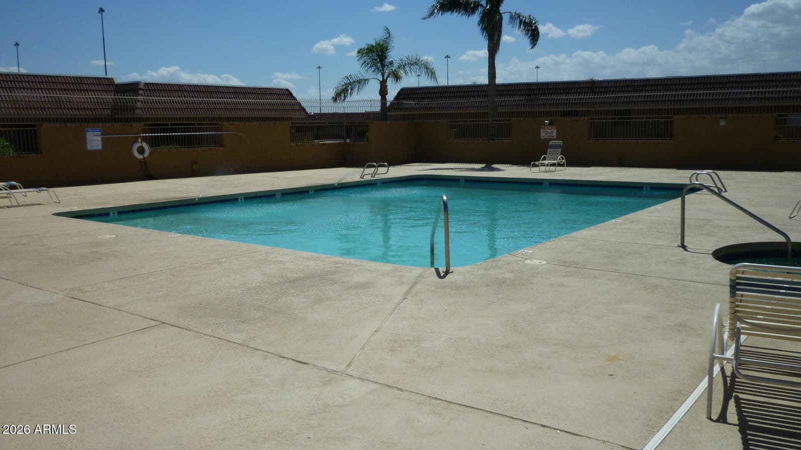 408 W BLACKHAWK Drive 2, Phoenix, AZ 85027 — photo 10 of 11