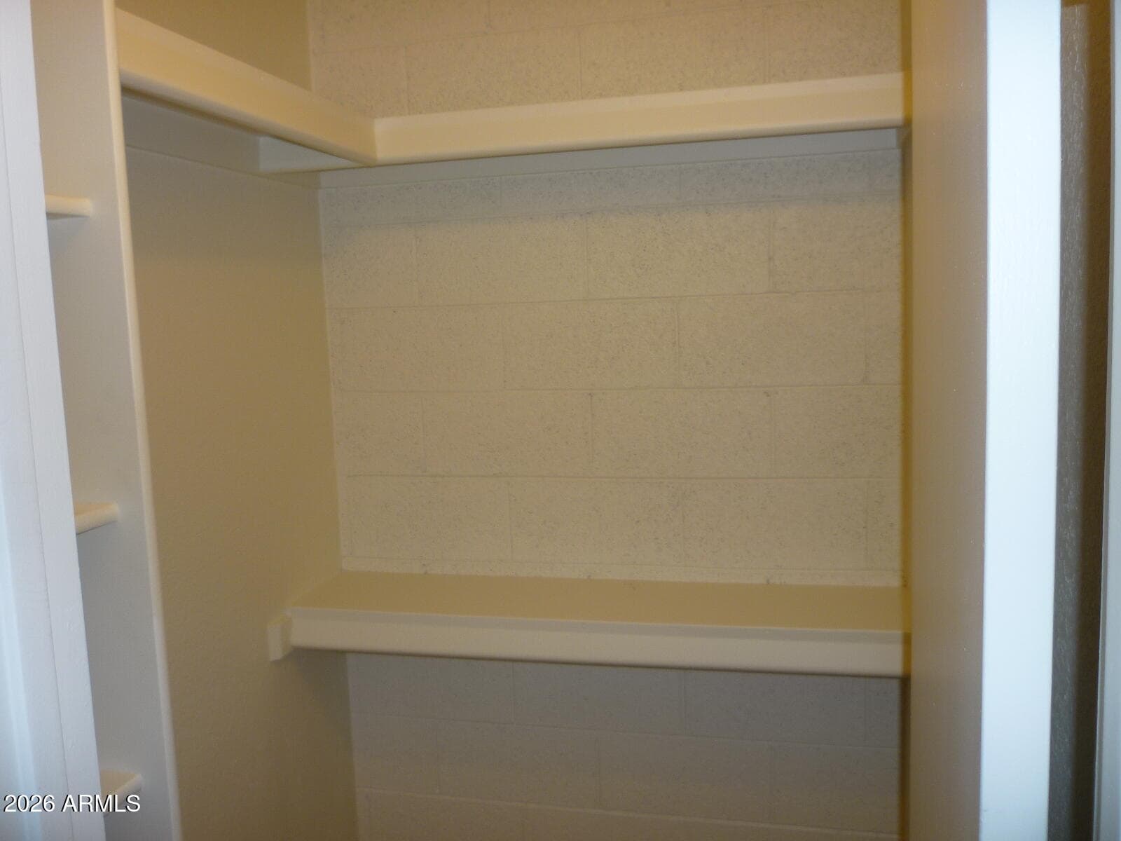 408 W BLACKHAWK Drive 2, Phoenix, AZ 85027 — photo 6 of 11