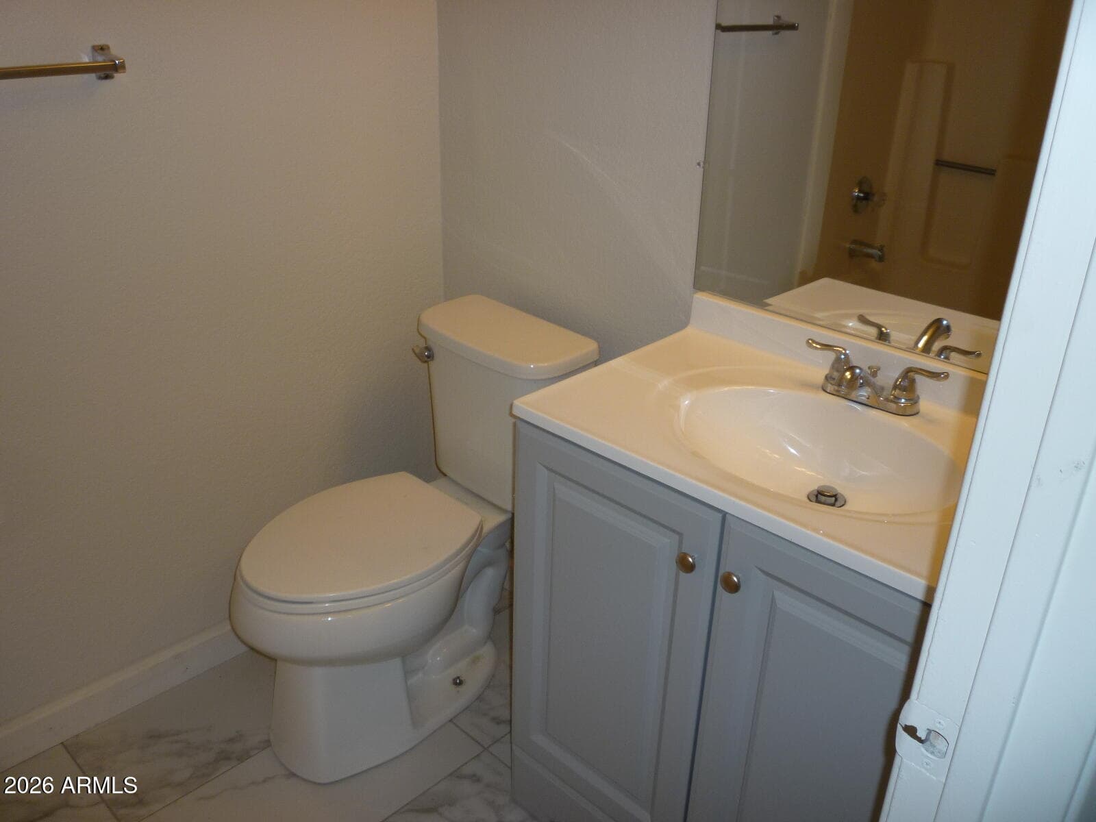 408 W BLACKHAWK Drive 2, Phoenix, AZ 85027 — photo 7 of 11