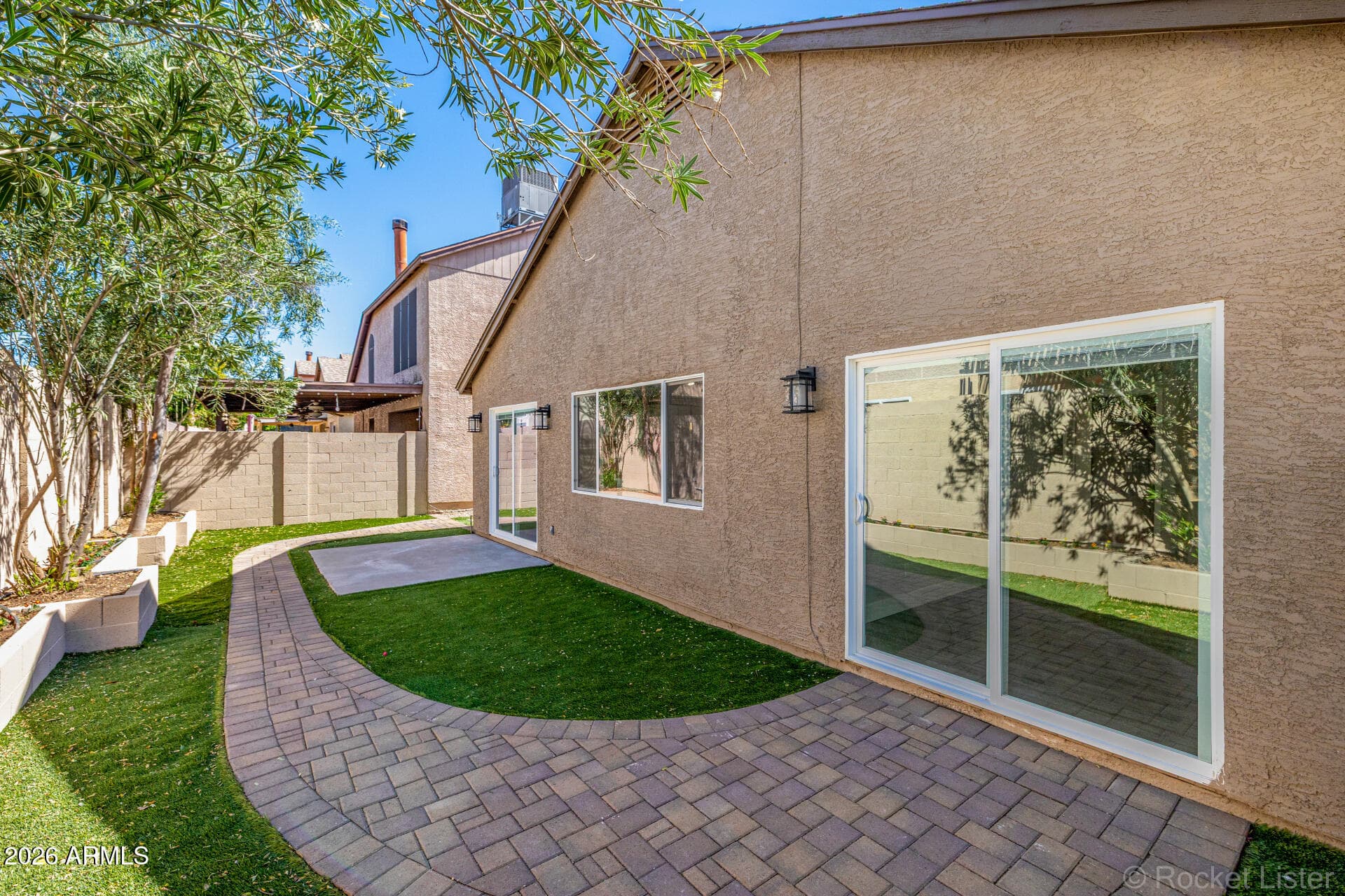 412 E UTOPIA Road, Phoenix, AZ 85024 — photo 27 of 29