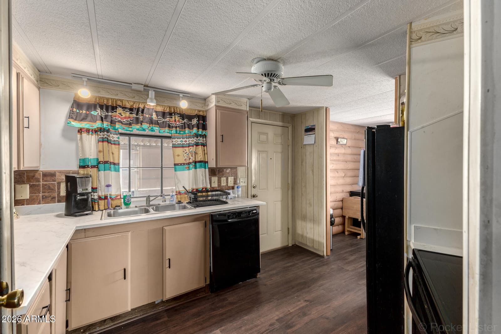 7246 E BIRCHWOOD Avenue, Mesa, AZ 85208 — photo 12 of 25