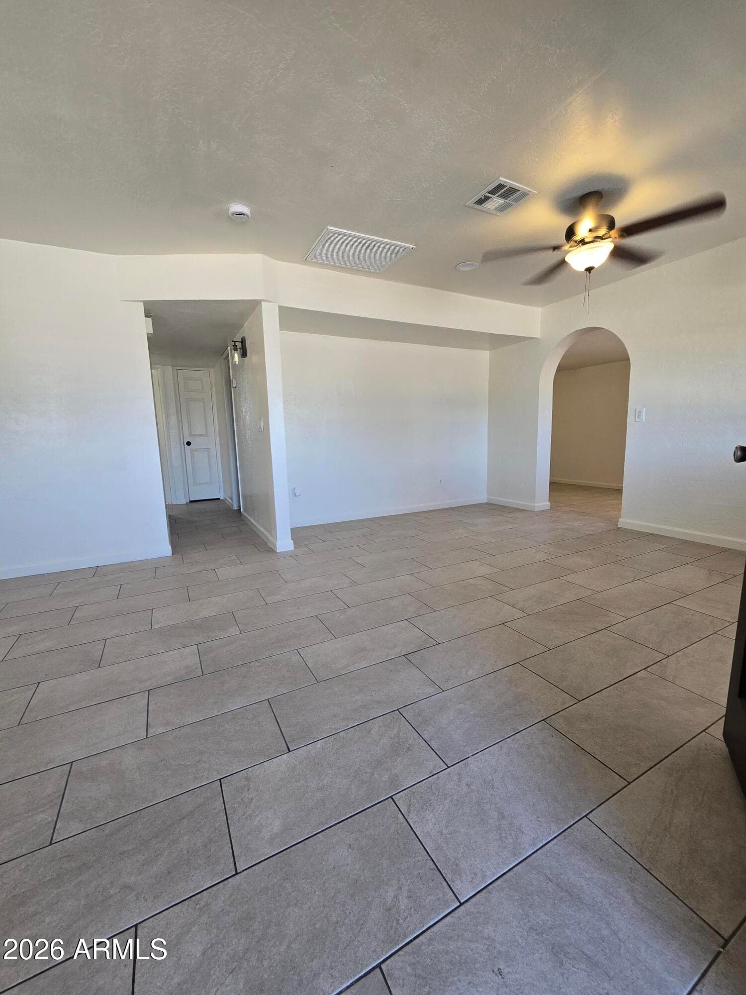 6701 N 53RD Avenue, Glendale, AZ 85301 — photo 2 of 21