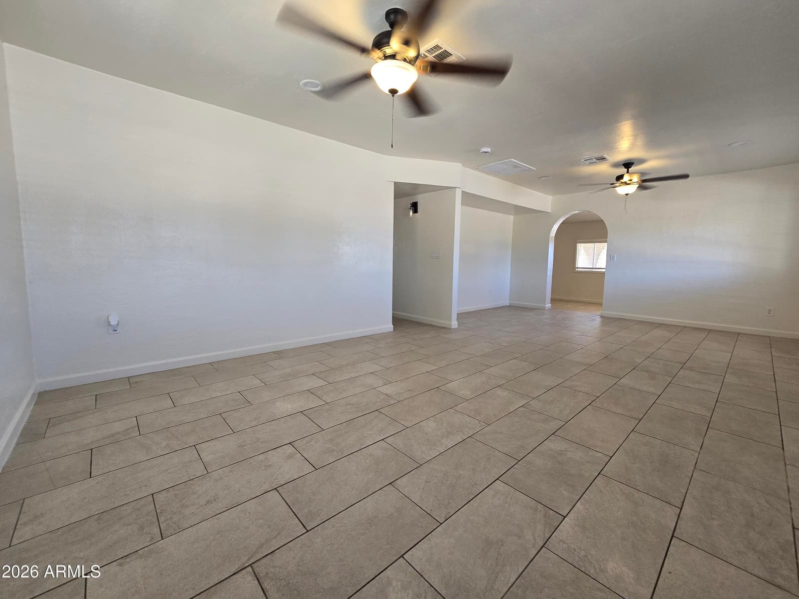 6701 N 53RD Avenue, Glendale, AZ 85301 — photo 4 of 21