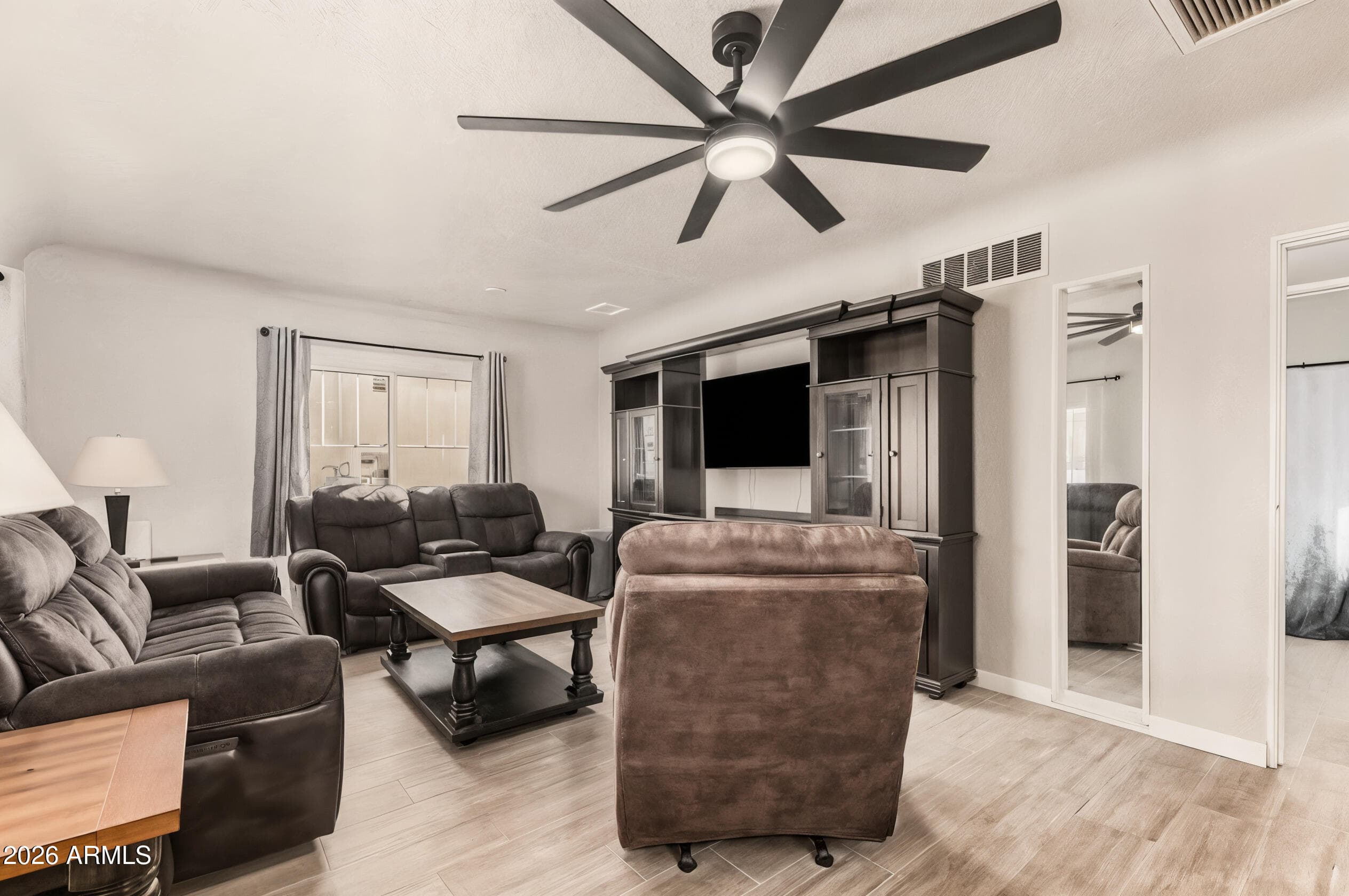 146 S ROBSON, Mesa, AZ 85210 — photo 10 of 33