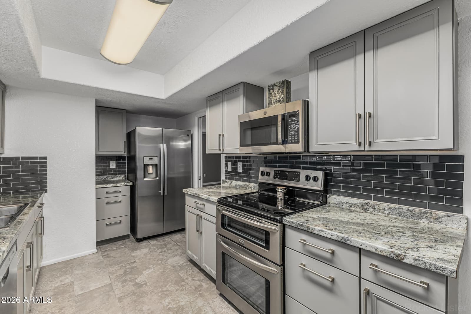 9341 W BRIARWOOD Circle N, Sun City, AZ 85351 — photo 14 of 42