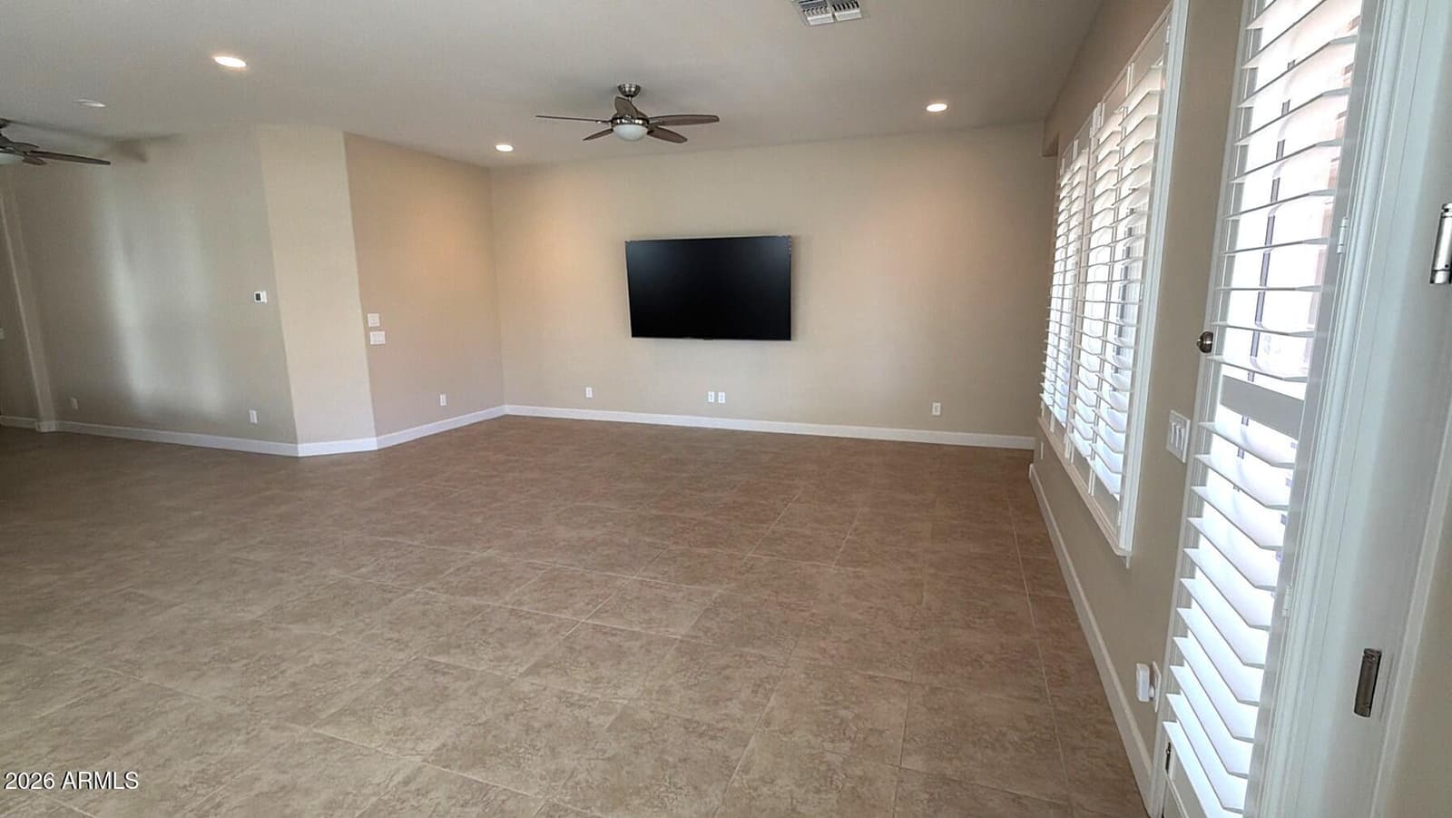 25807 N 19TH Glen, Phoenix, AZ 85085 — photo 7 of 30