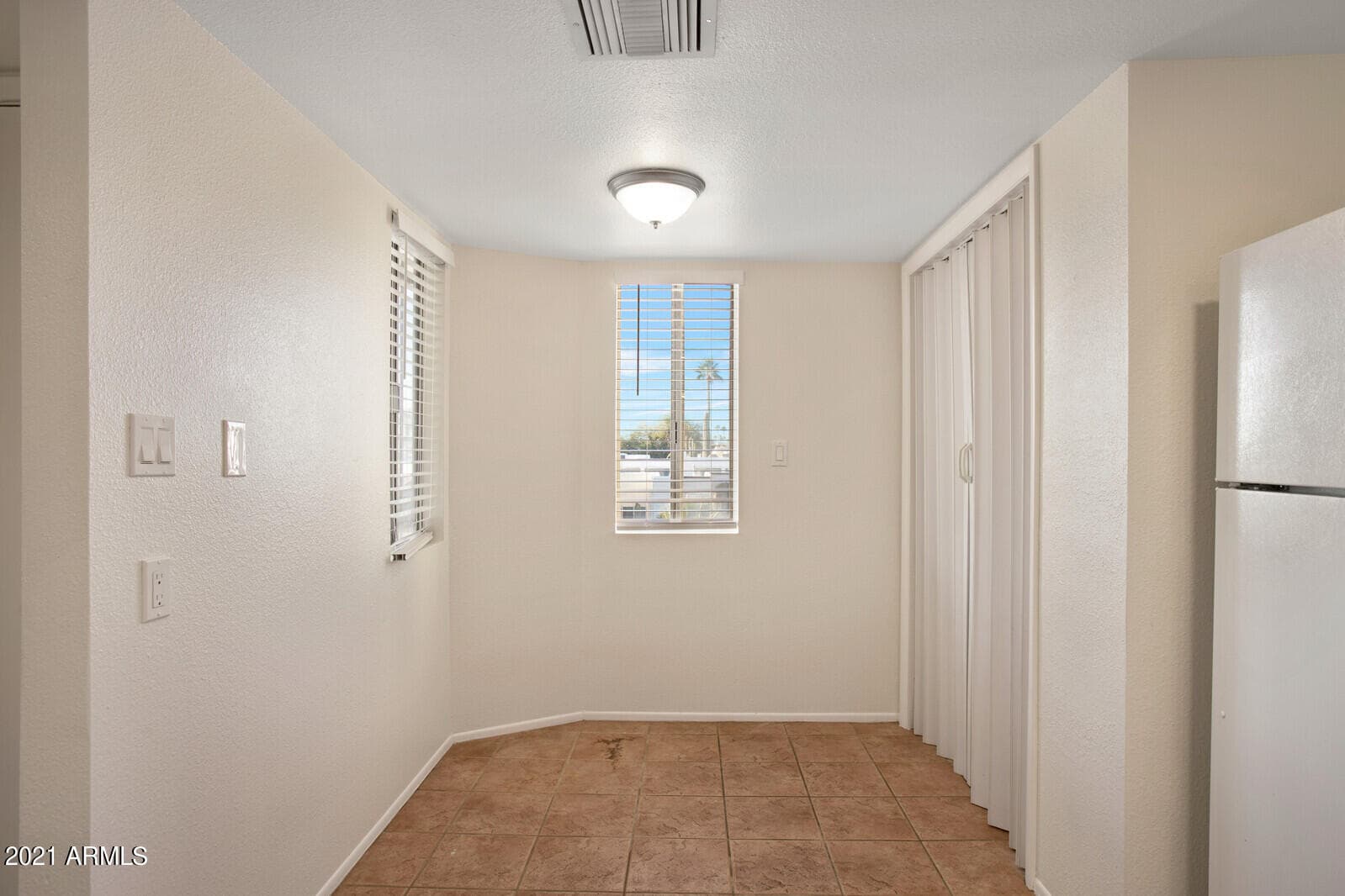7706 E Sandalwood Drive B, Scottsdale, AZ 85250 — photo 17 of 29