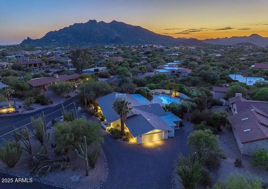 7760 E CAREFREE Drive, Carefree, AZ 85377 — photo 4 of 49
